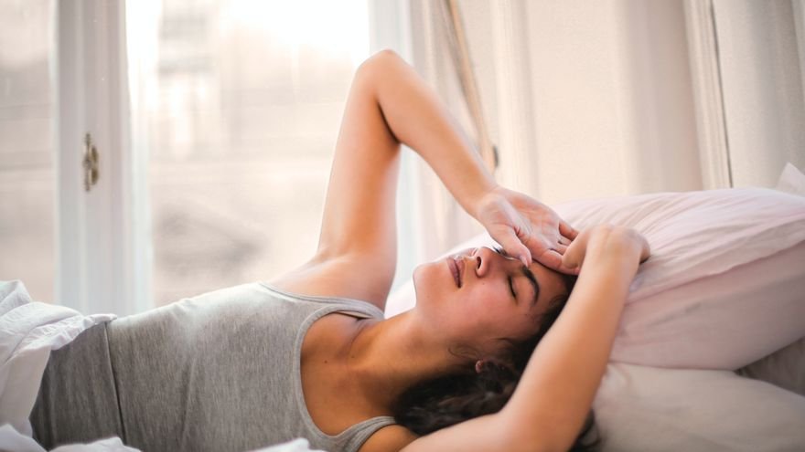Cinco remedios naturales que te ayudarán a dormir mejor
