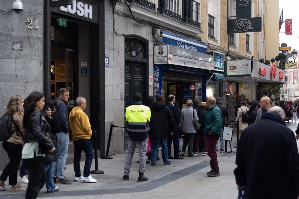 Los motivos que llevan a comprar Lotería de Navidad de manera compulsiva: “¿Y si toca?”